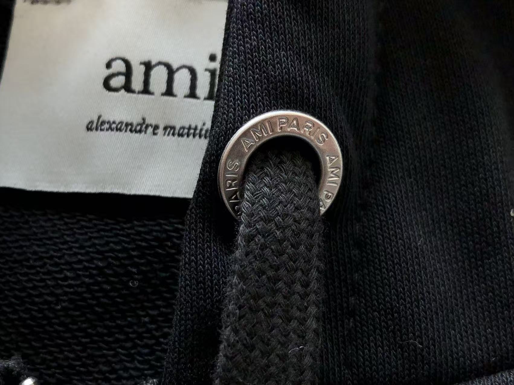 Moletom AMI Paris com Capuz e Zíper