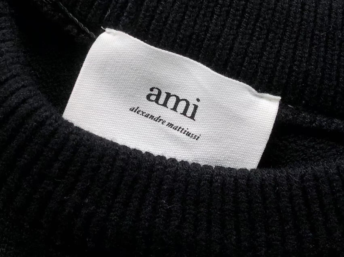 Suéter "de coeur" AMI Paris