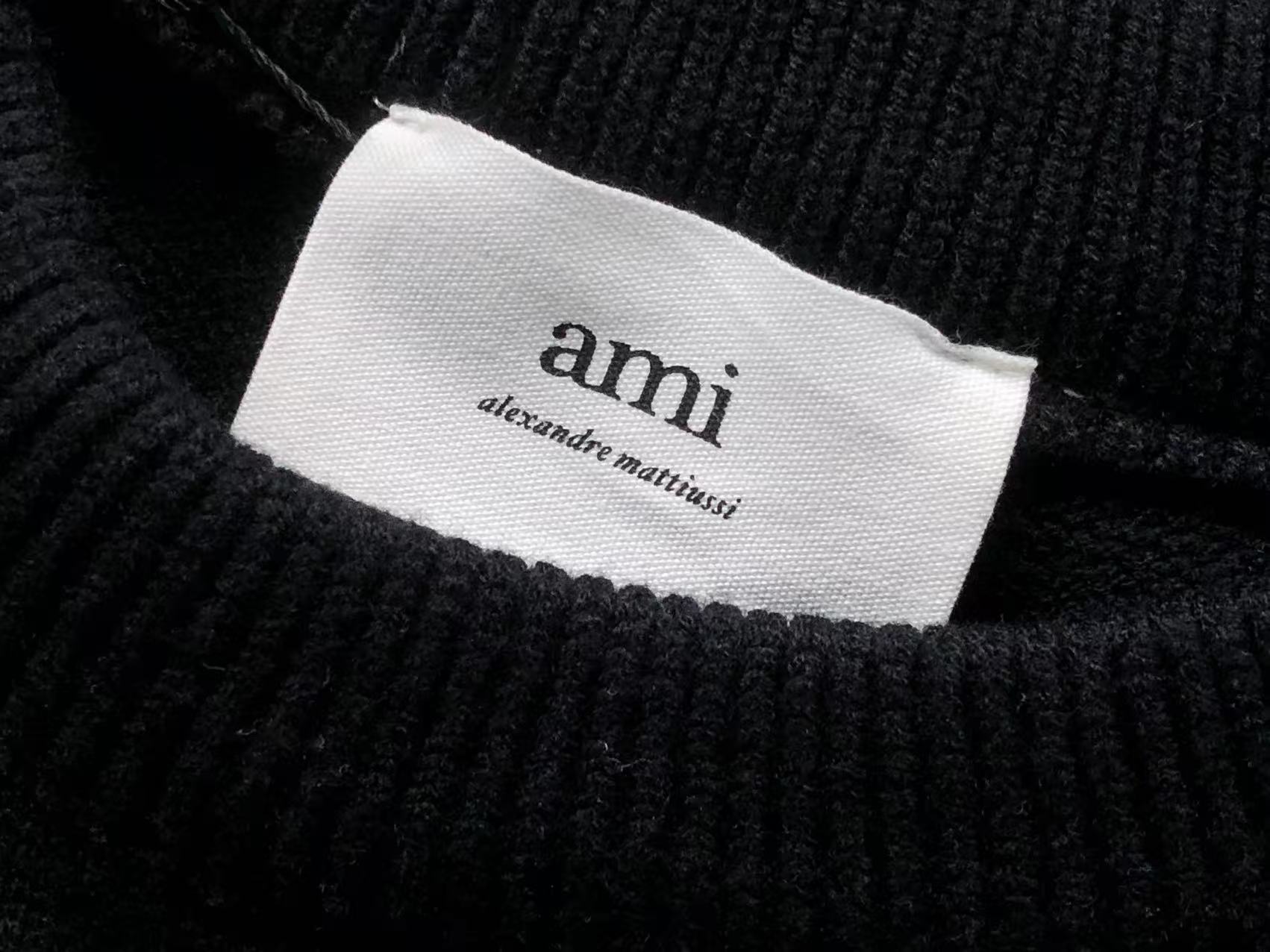 Suéter "de coeur" AMI Paris