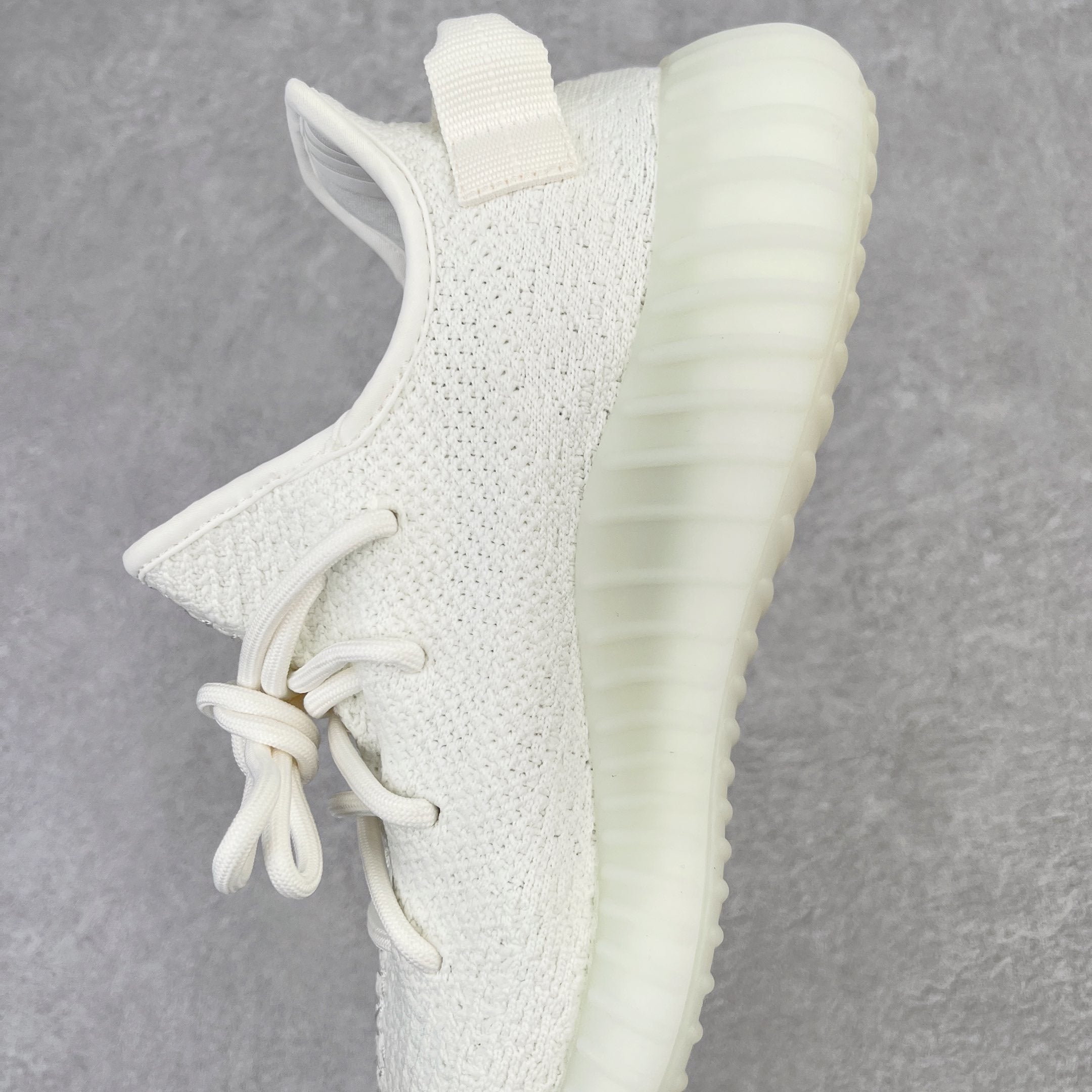 Yeezy 350 BOOST "Triple White"