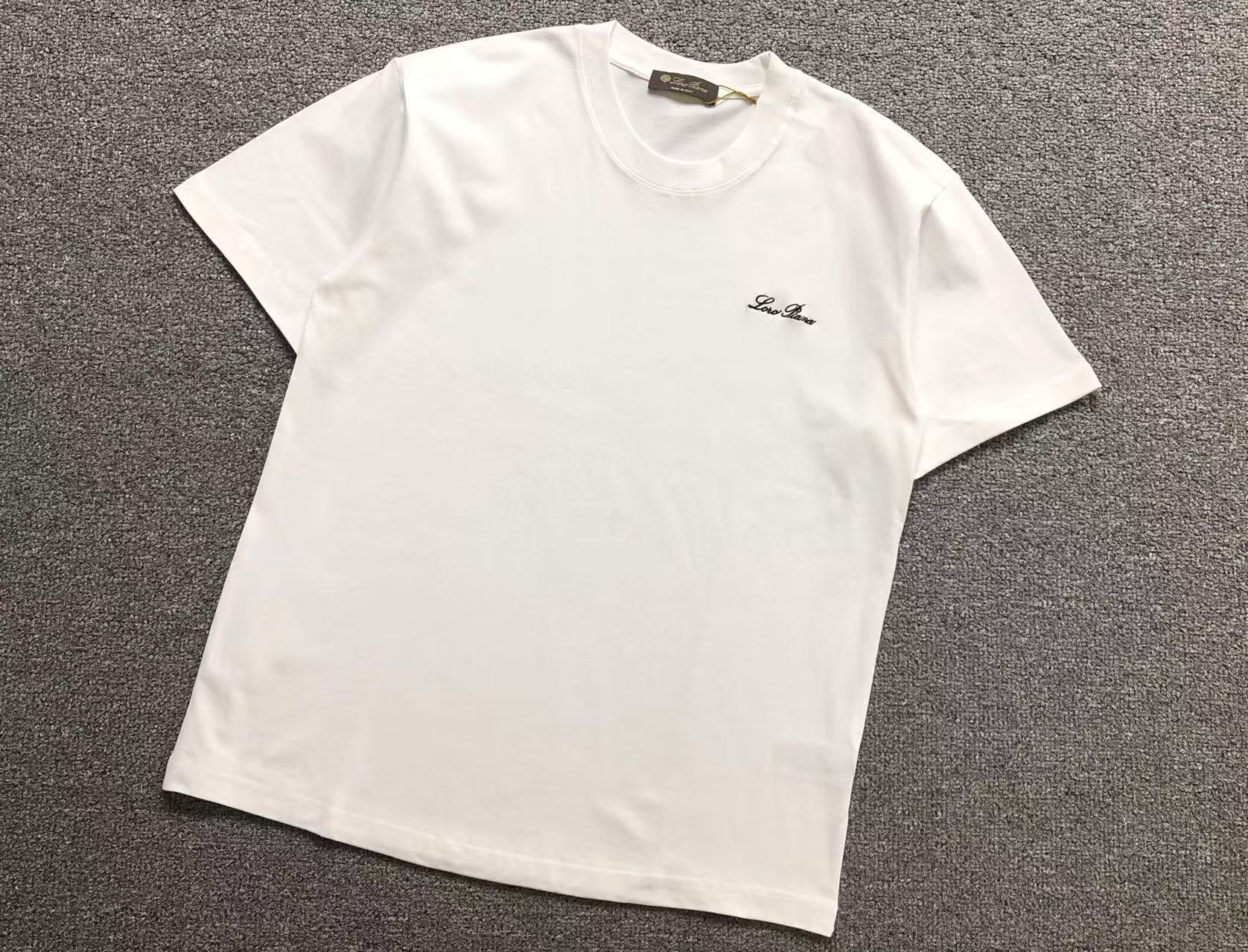 Camiseta Loro Piana "Signature"