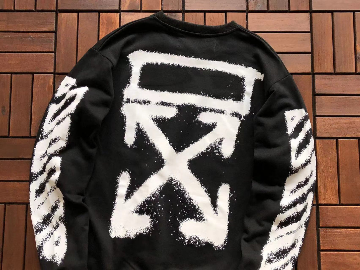 Moletom Sem Capuz - Off-White