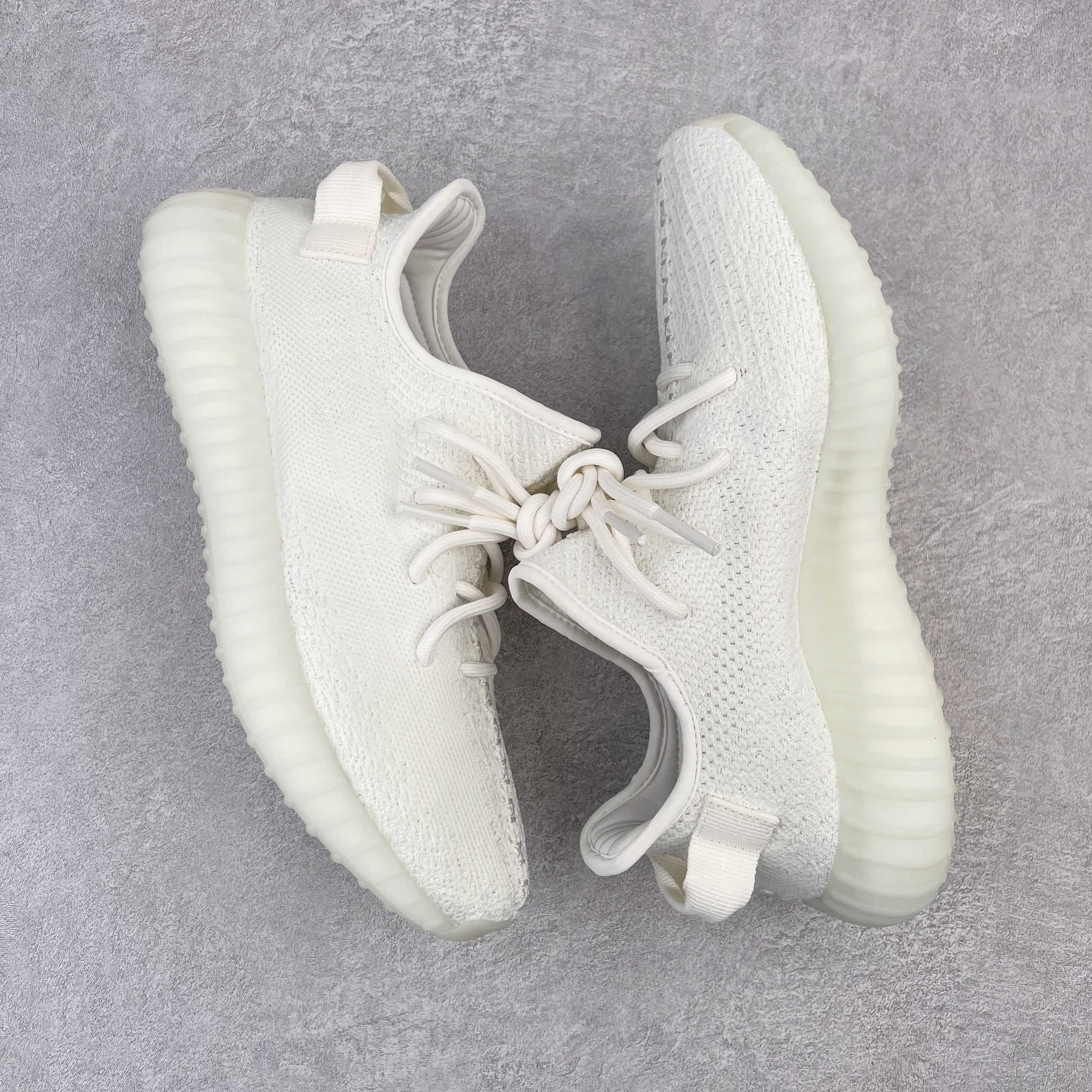 Yeezy 350 BOOST "Triple White"