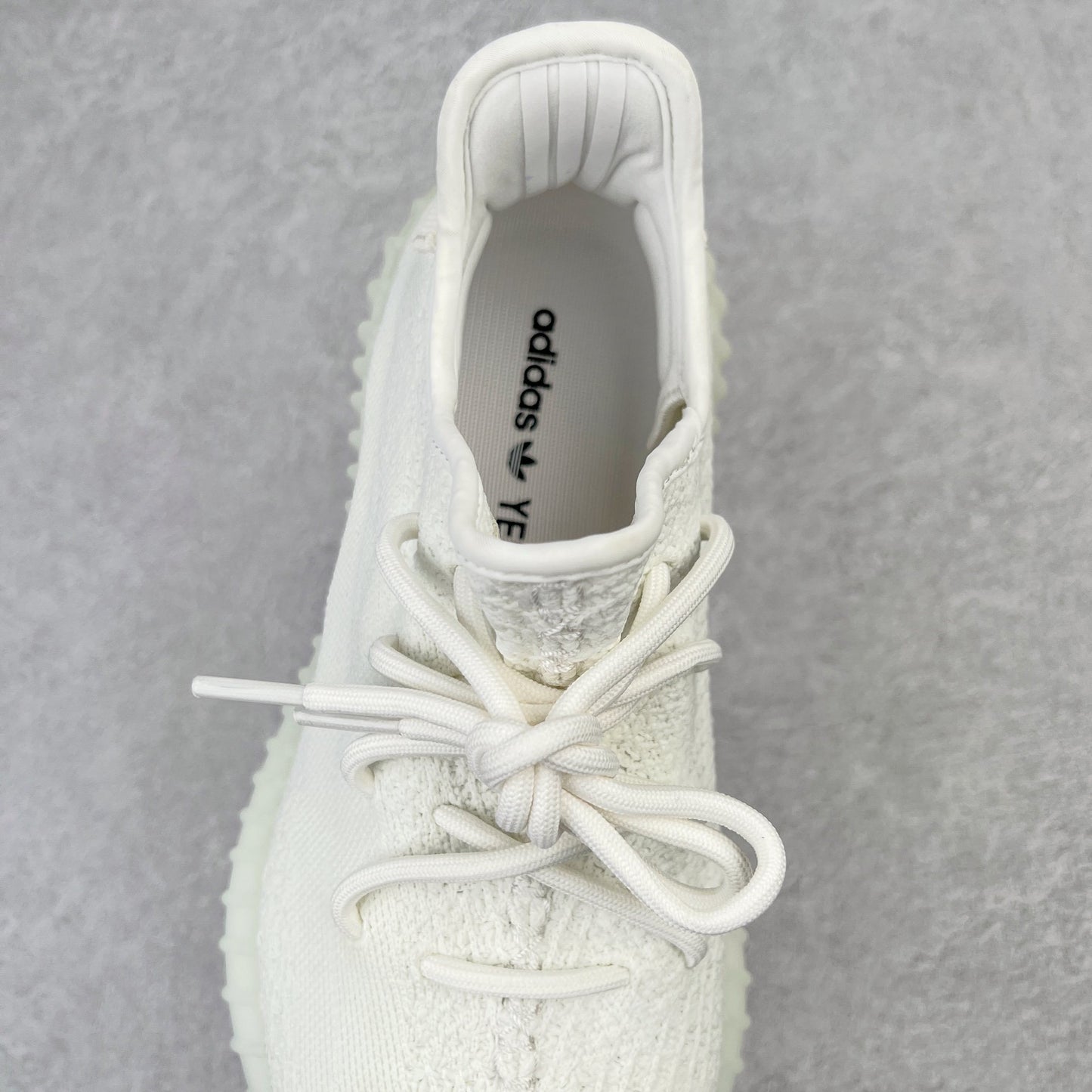 Yeezy 350 BOOST "Triple White"