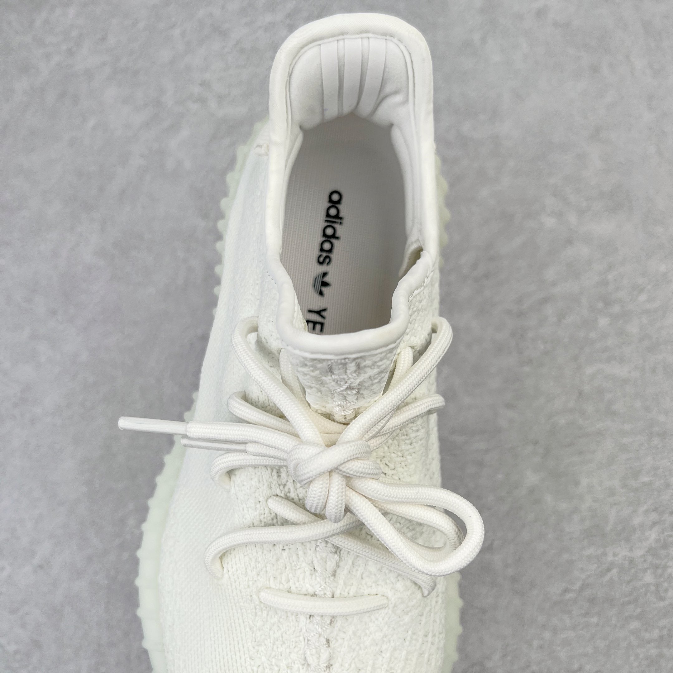Yeezy 350 BOOST "Triple White"