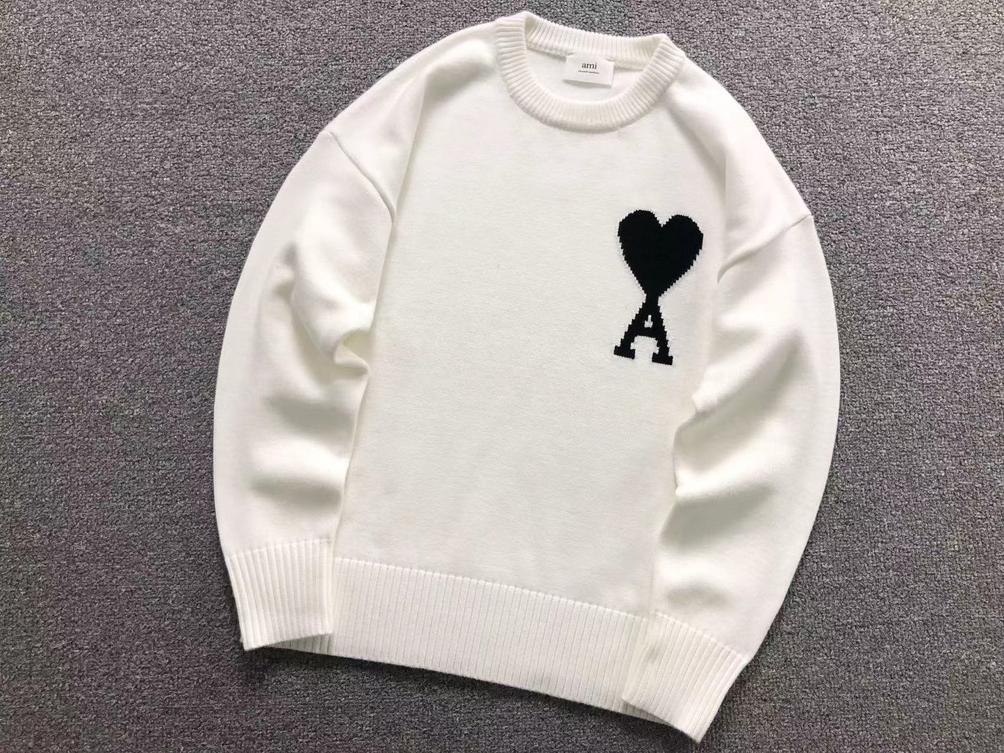 Suéter "de coeur" AMI Paris