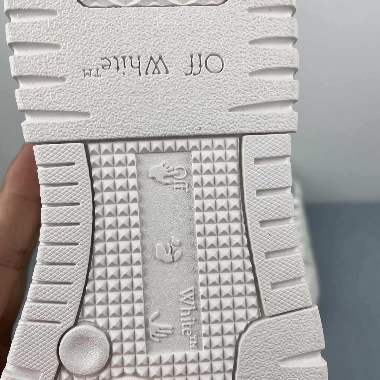Ténis Off-White - Out Of Office
