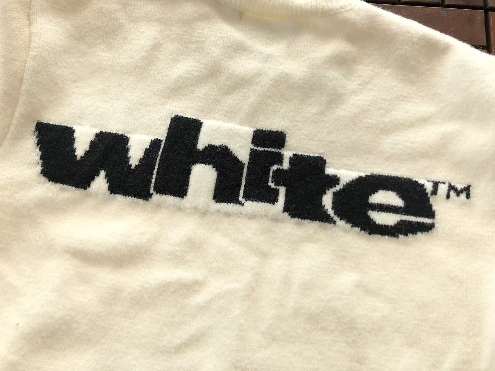 Moletom - Off-White
