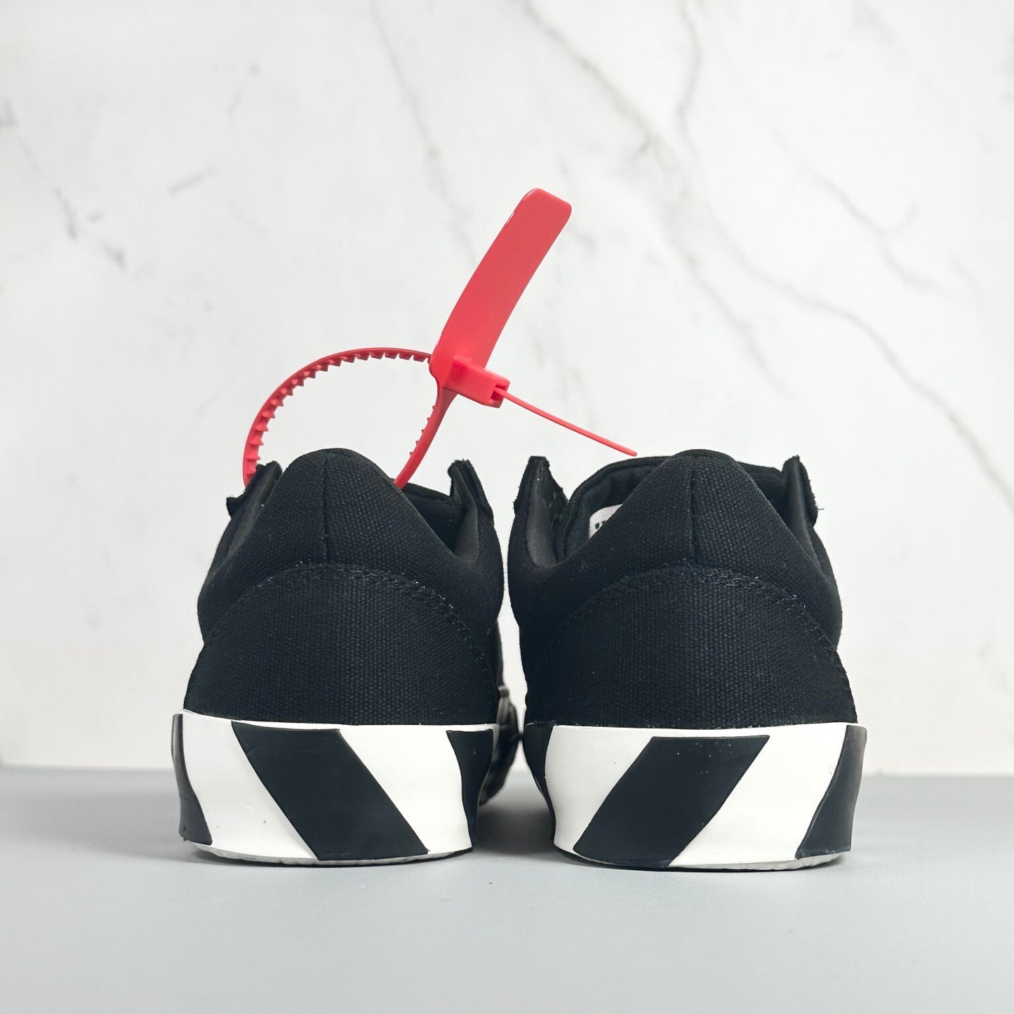 Ténis Off-White - Vulcanized - Black 2.0