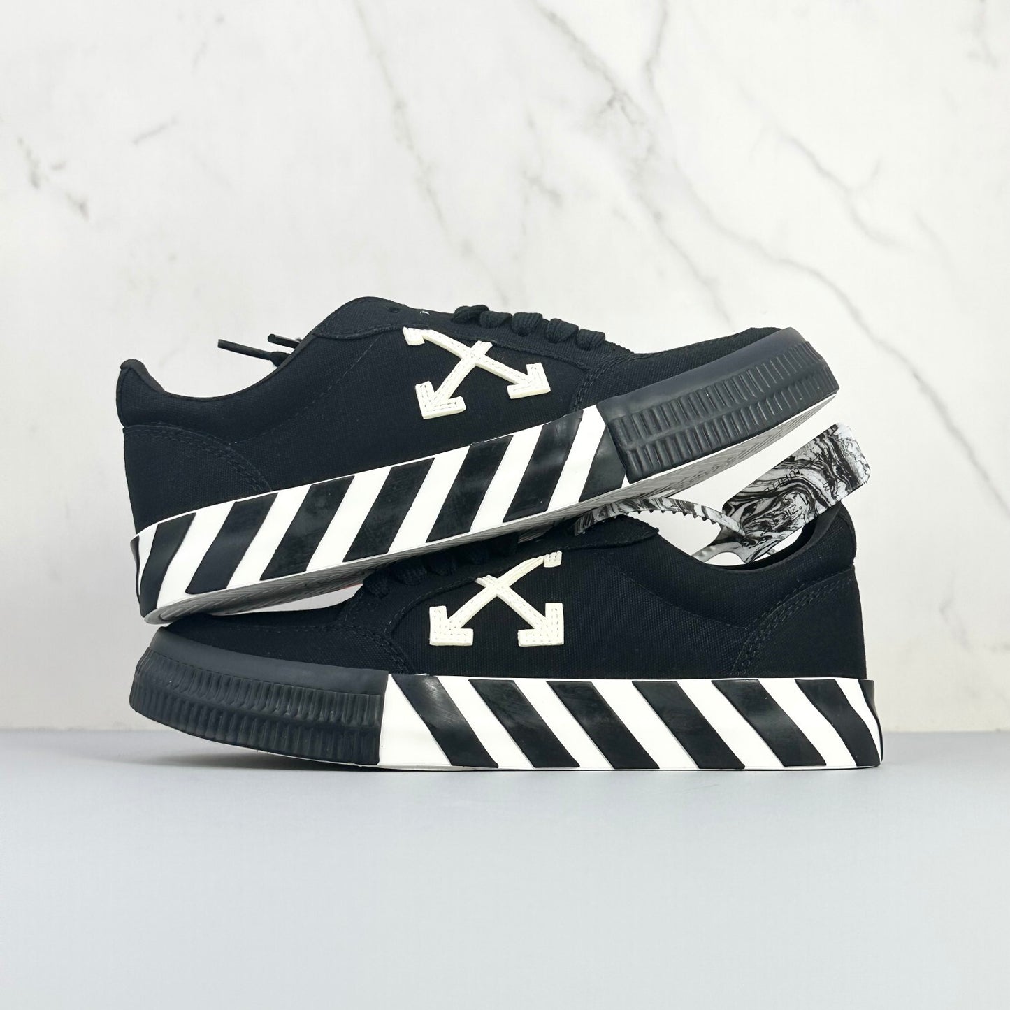 Ténis Off-White - Vulcanized - Black