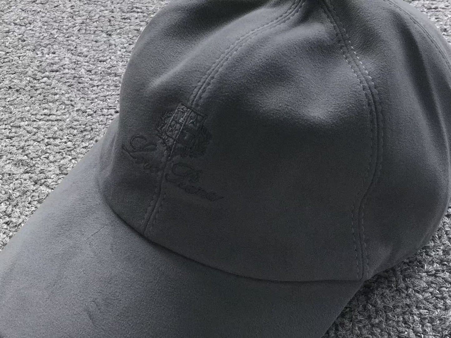 Boné Loro Piana "Logo Tonal"