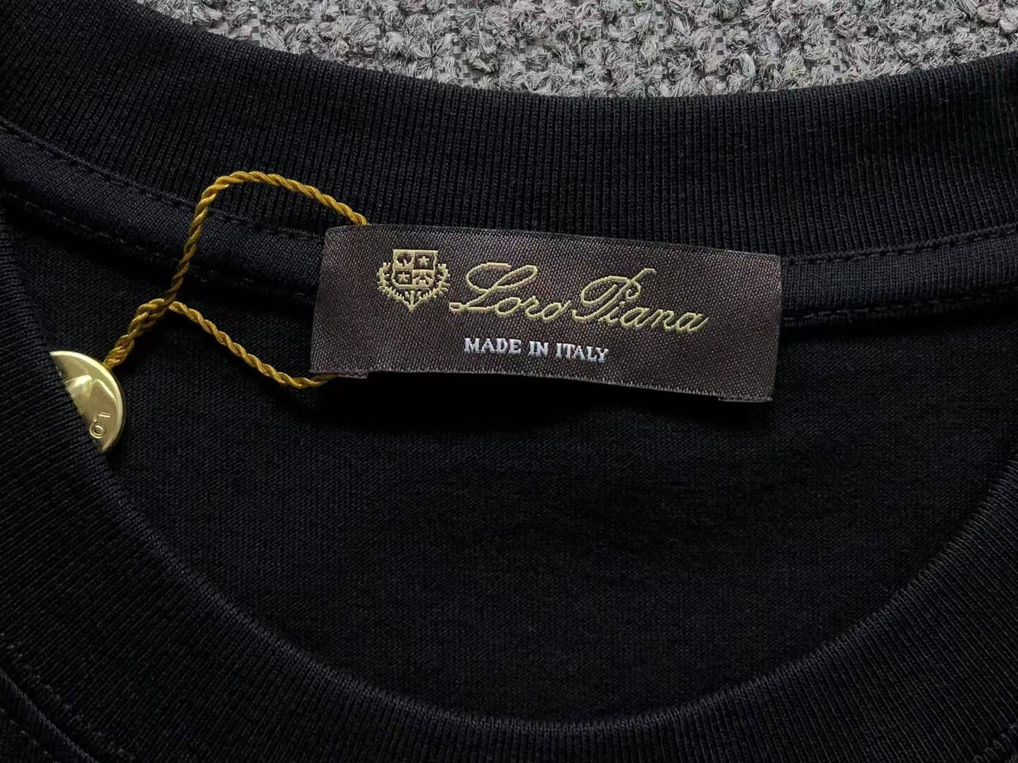 Camiseta Loro Piana "Signature"