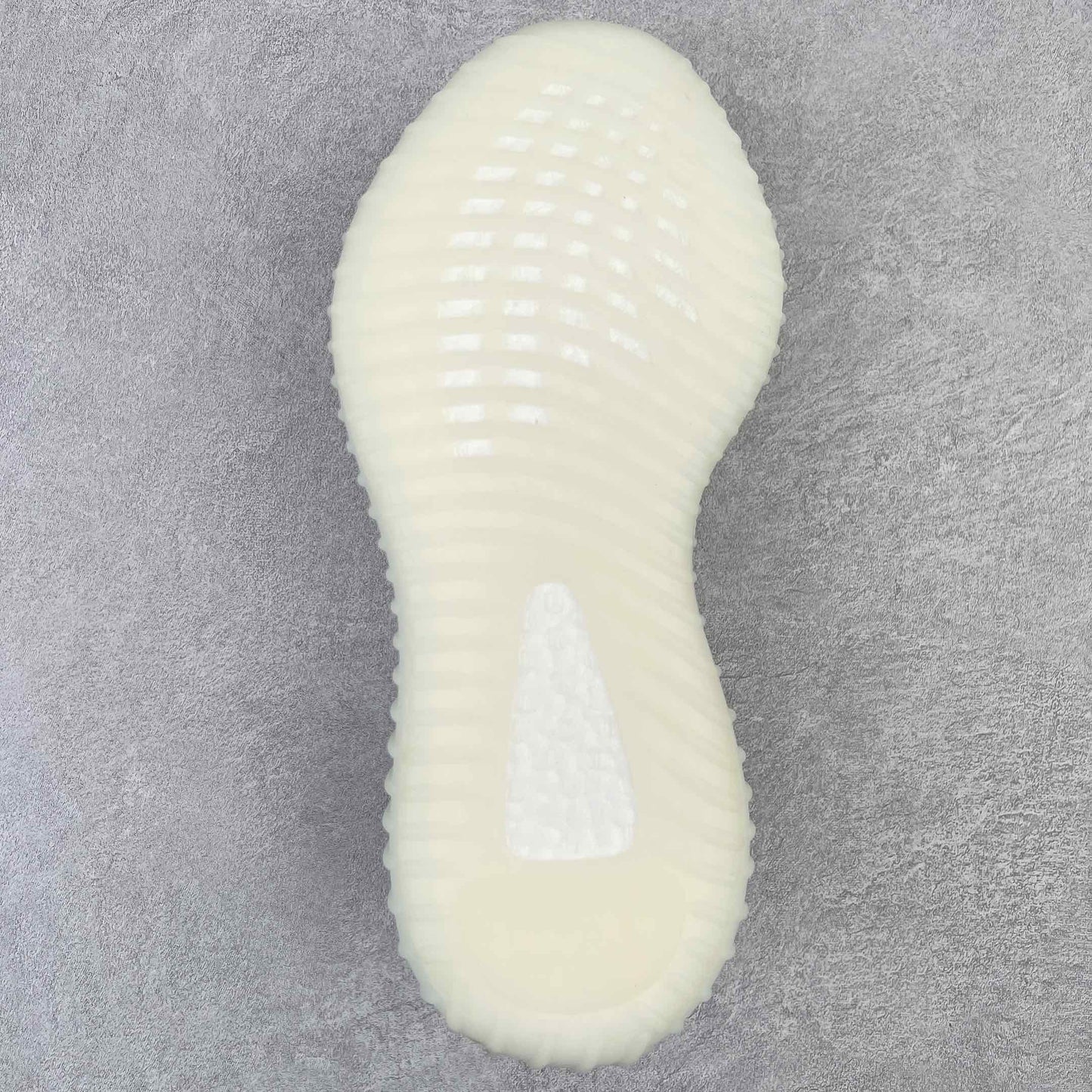 Yeezy 350 BOOST "Triple White"